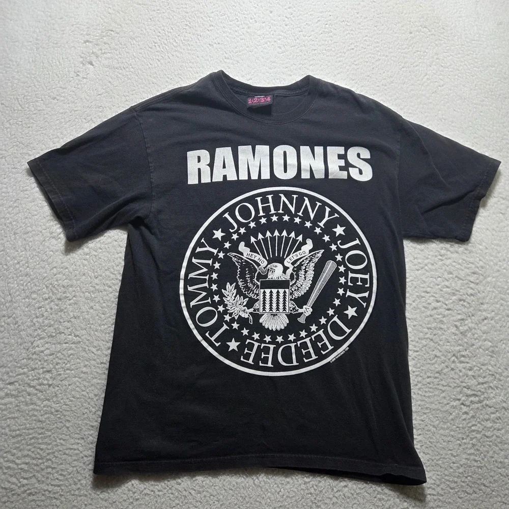 Vintage Ramones Band Shirt Mens Medium Black 2008 Rock Music 1234 Johnny Joey